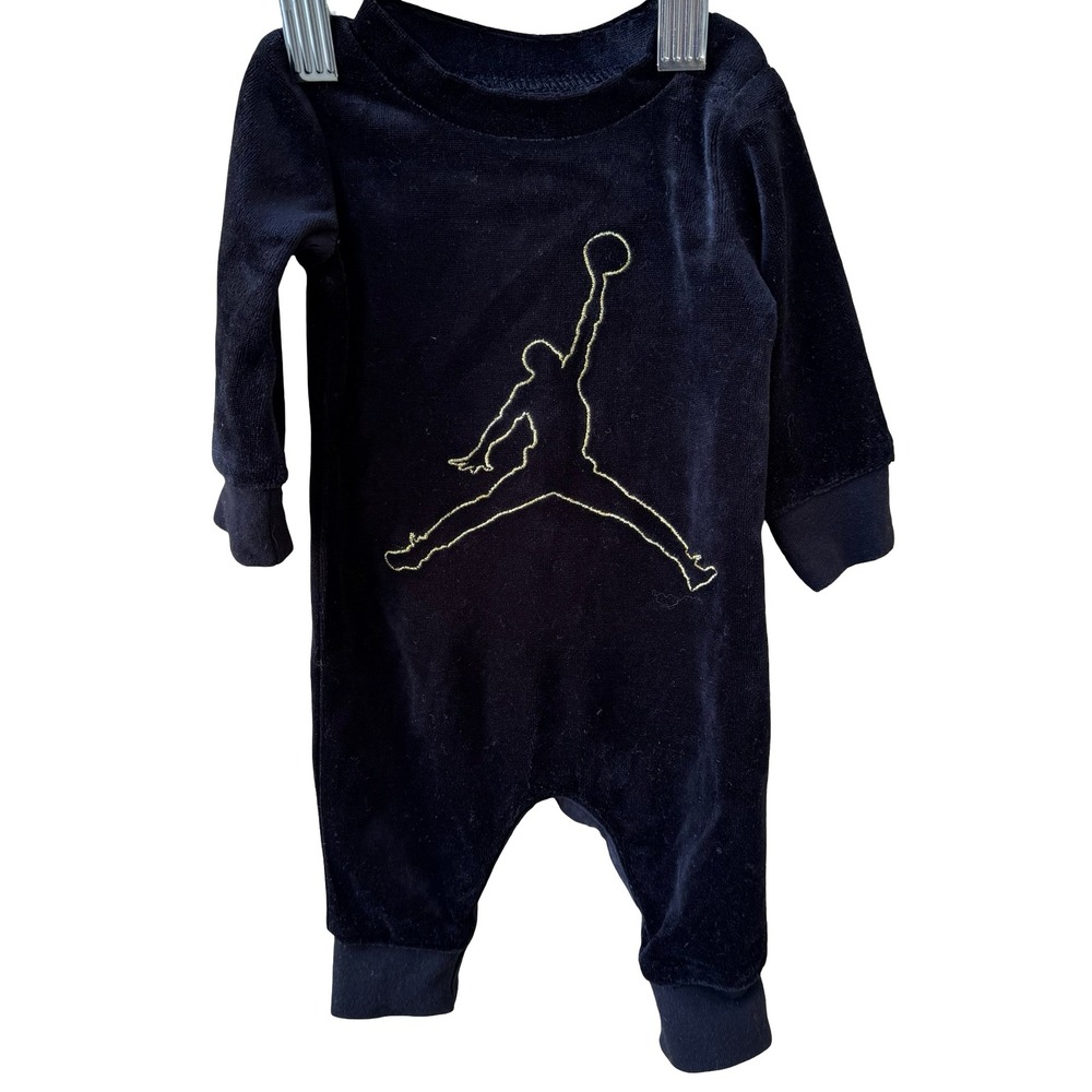 Air Jordan Velour Jumpman Romper Sporty Streetwear One-Piece Black Newborn Baby